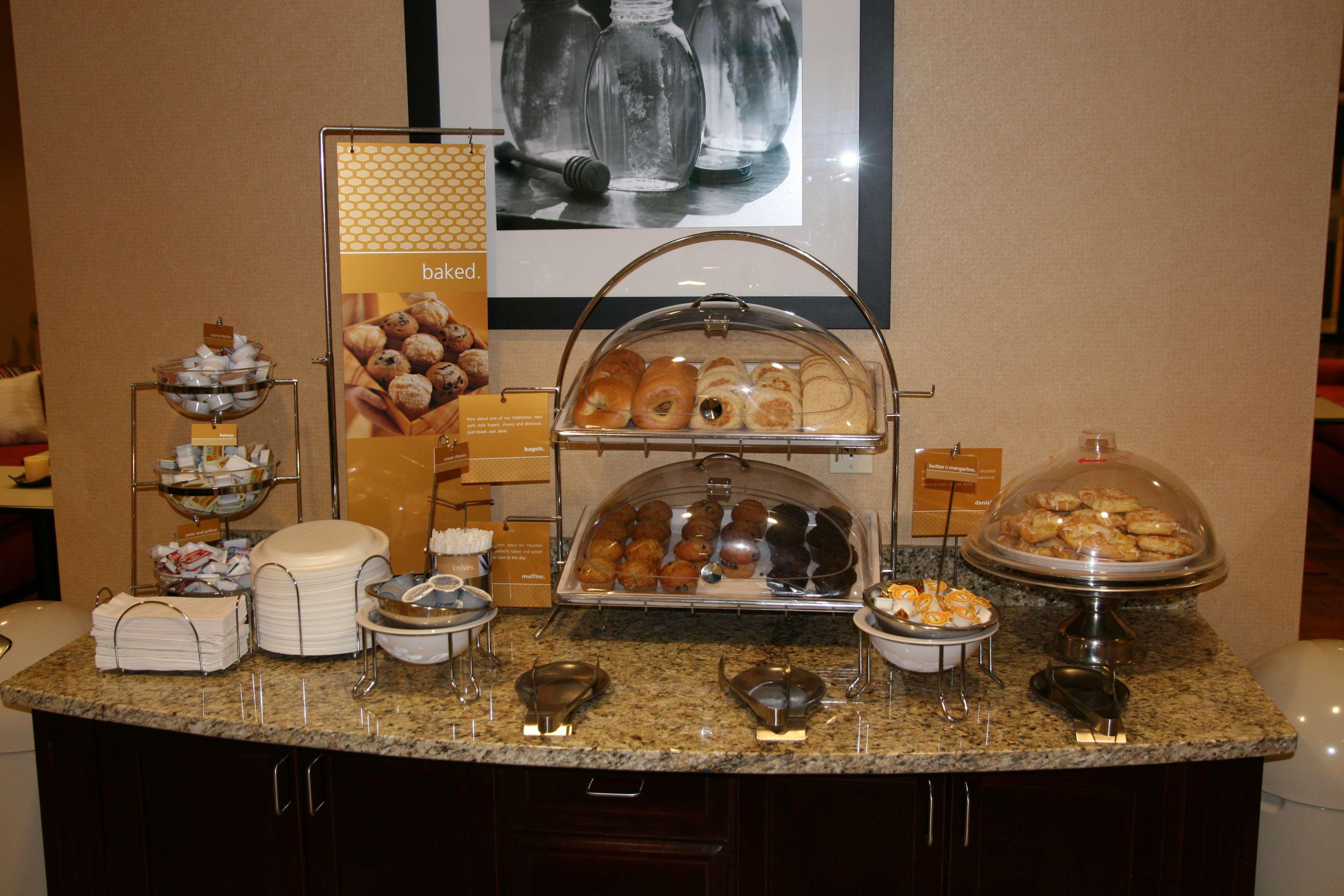 Hampton Inn Kingsland Buitenkant foto