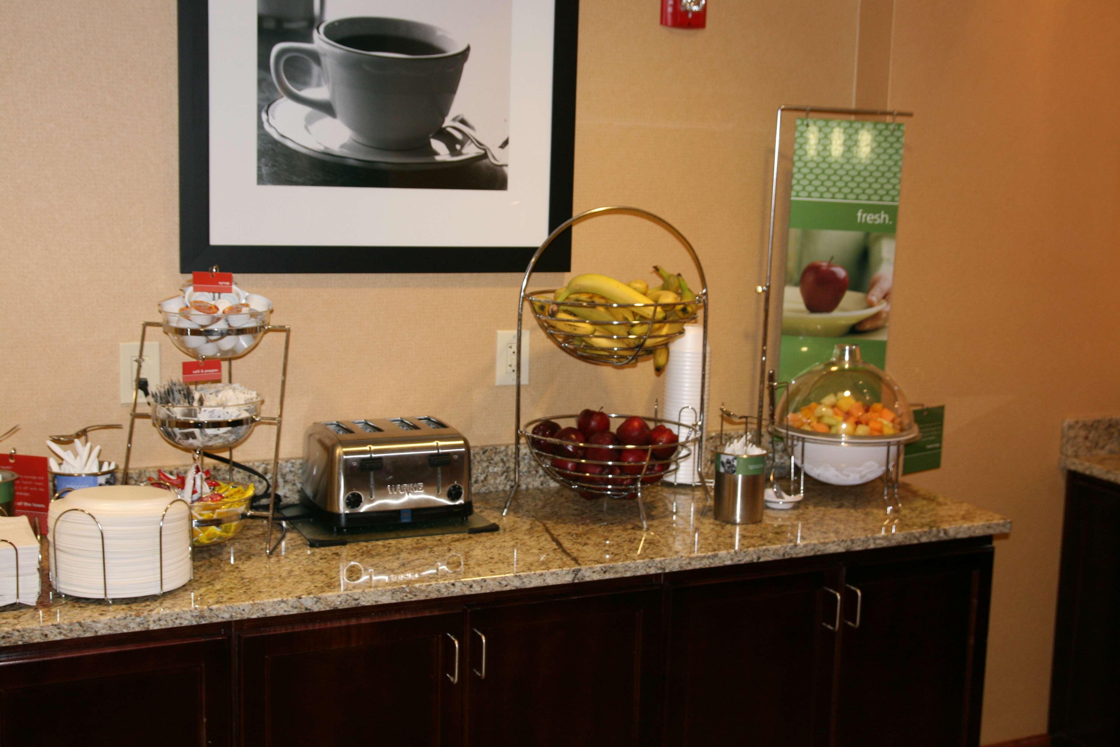 Hampton Inn Kingsland Buitenkant foto