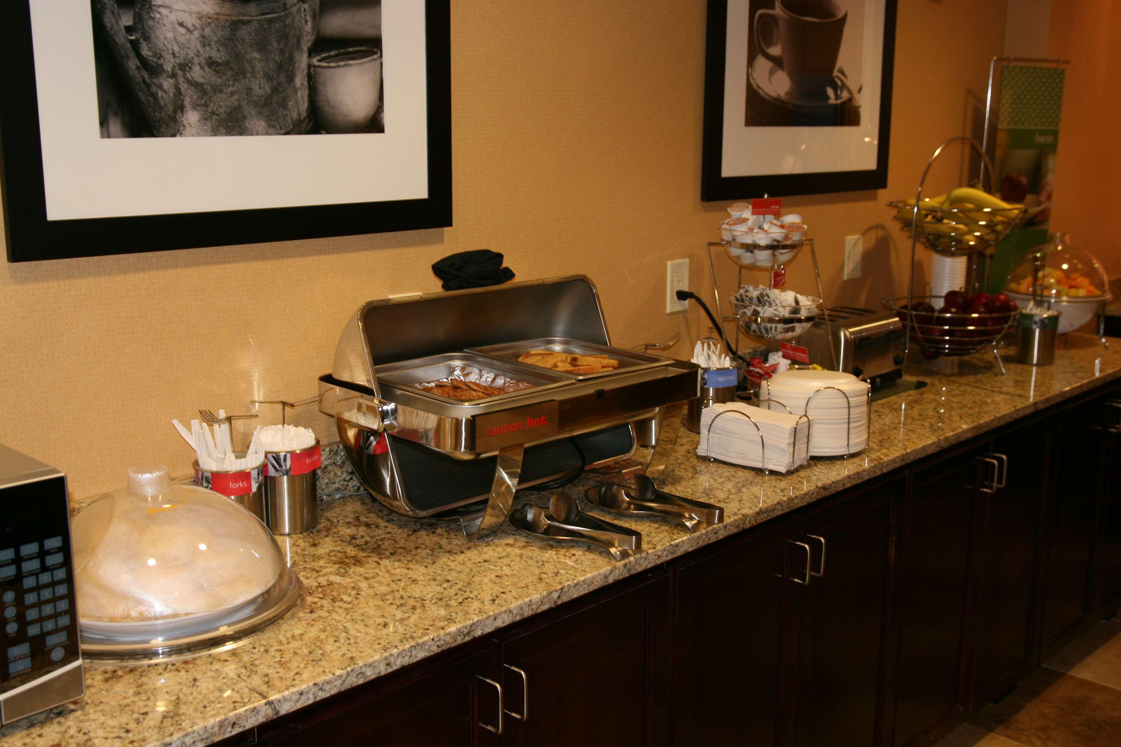 Hampton Inn Kingsland Buitenkant foto