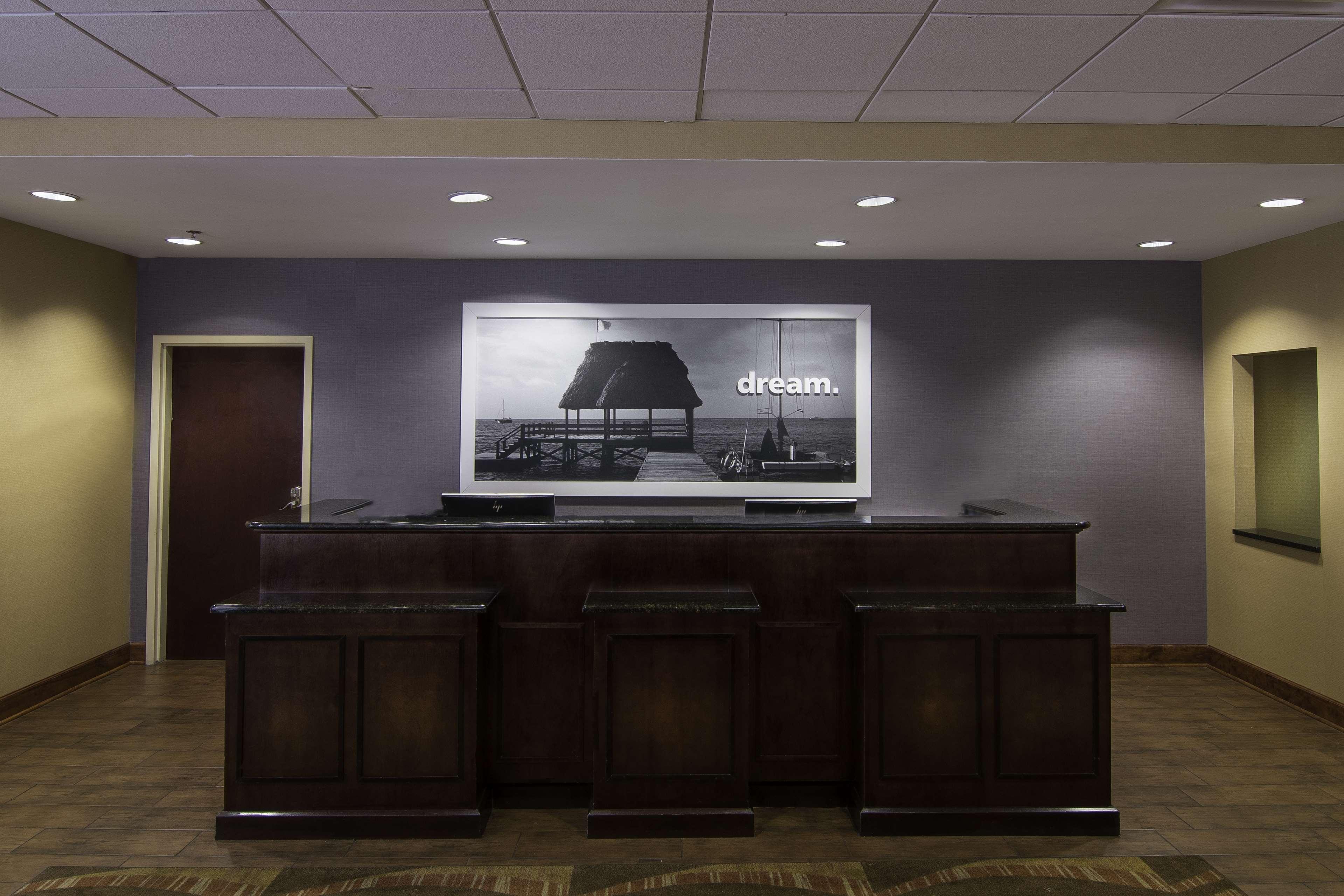 Hampton Inn Kingsland Buitenkant foto