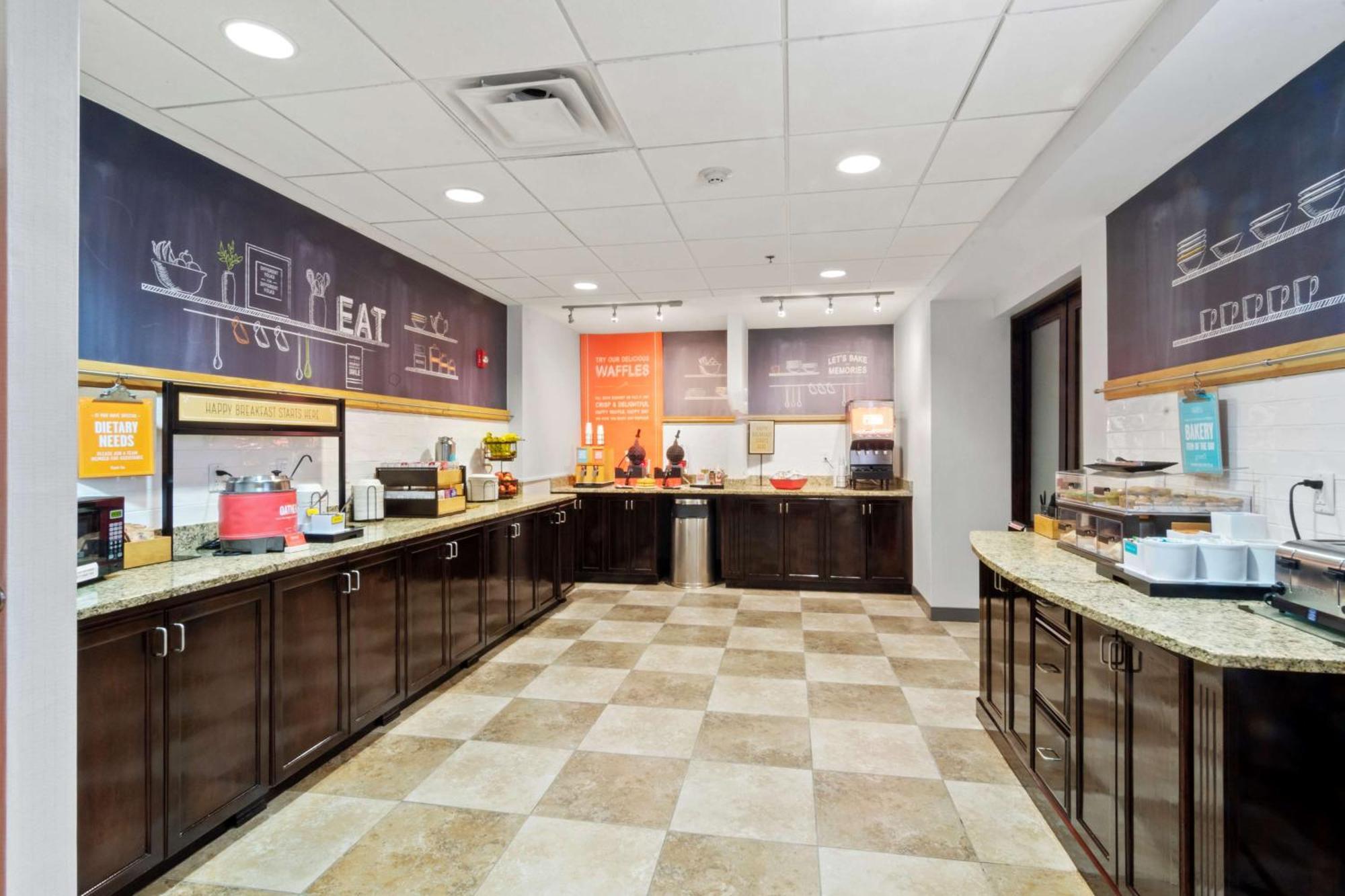 Hampton Inn Kingsland Buitenkant foto