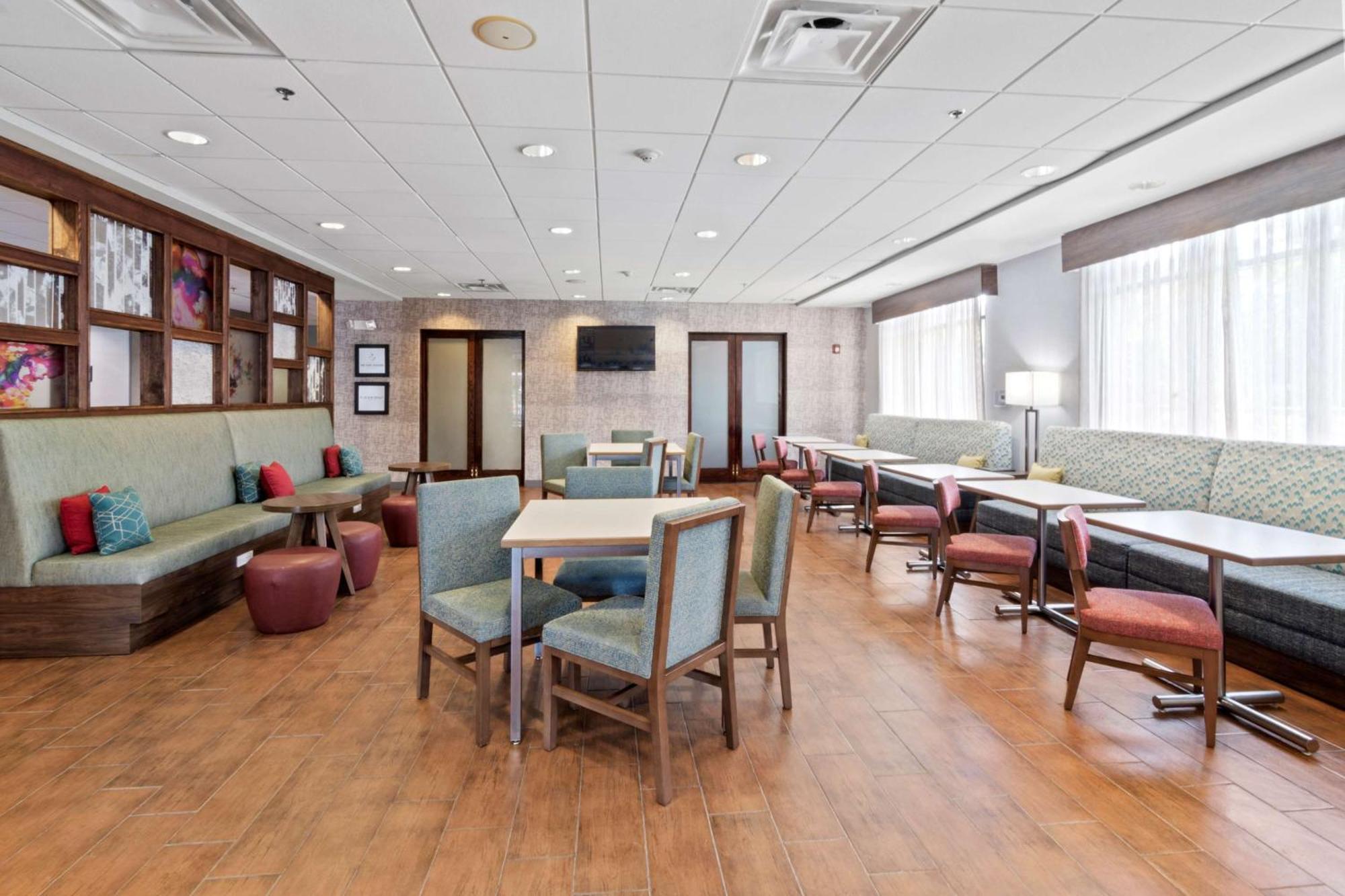Hampton Inn Kingsland Buitenkant foto