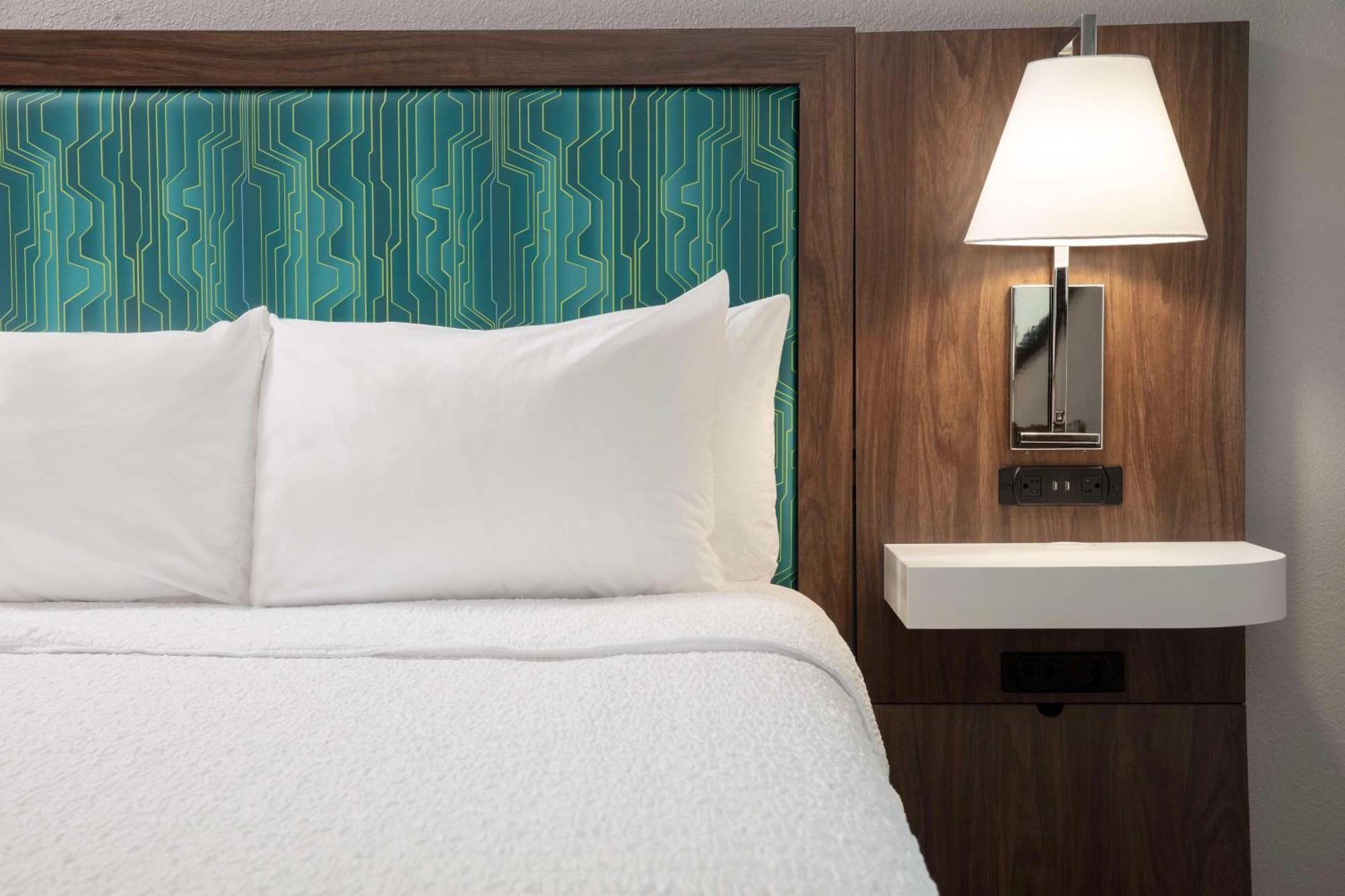 Hampton Inn Kingsland Buitenkant foto